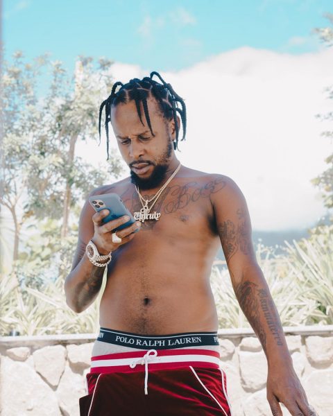 popcaan-snail-eye-2