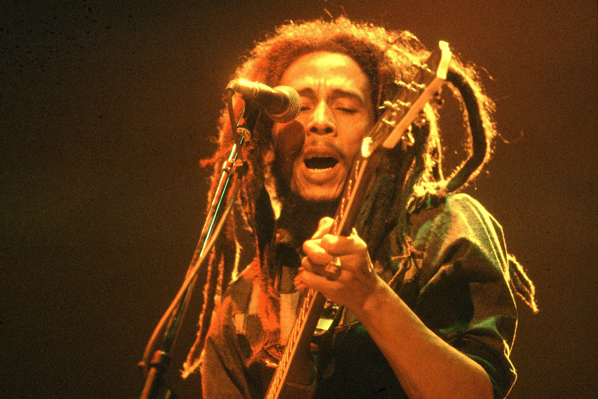 No Woman, No Cry (1974) - Bob Marley & The Wailers
