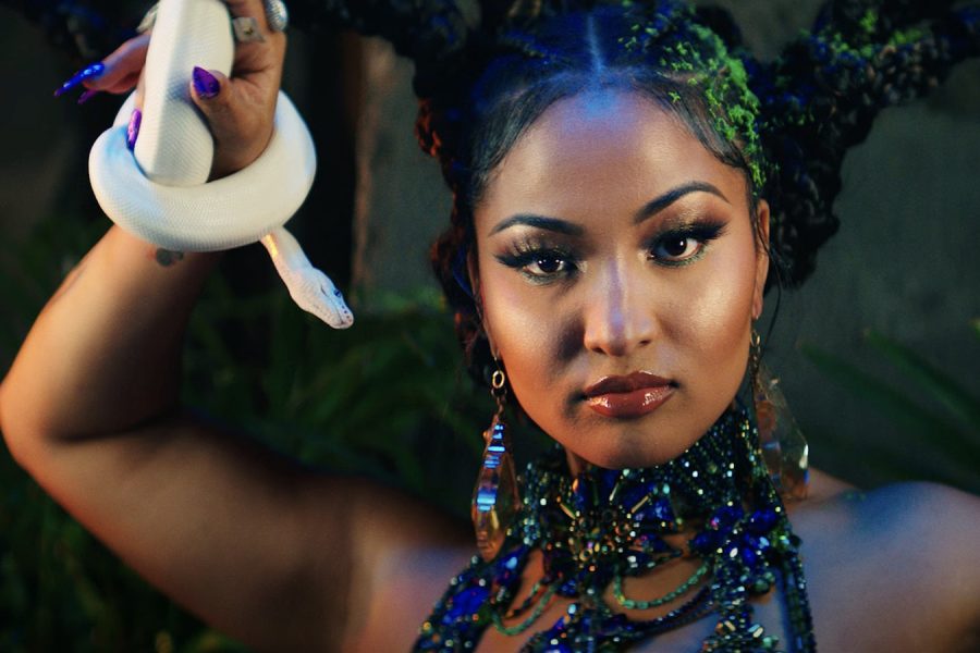 shenseea snake