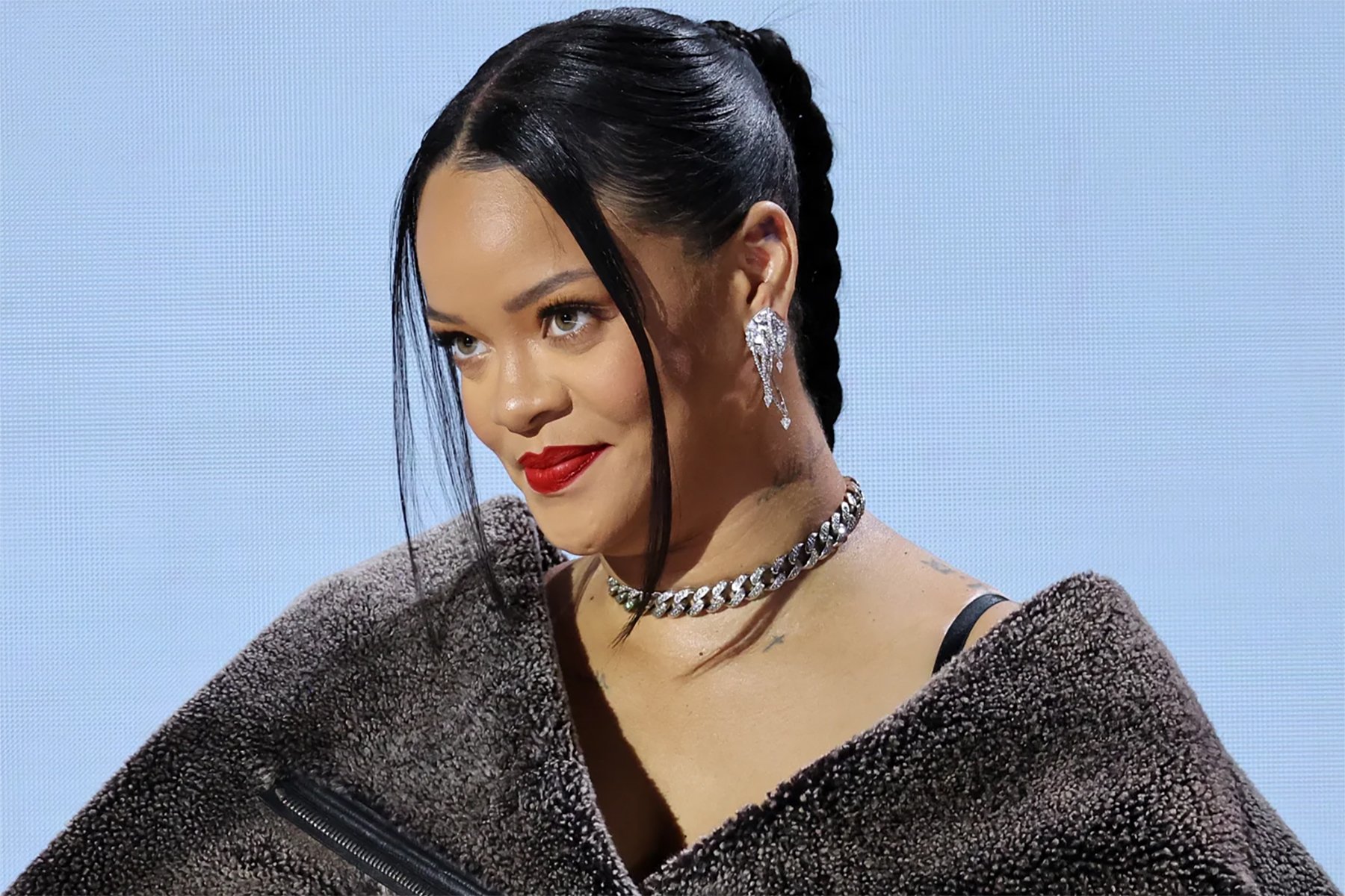 Rihanna's 25 Best Hairstyles of All Time | Rihanna Hair Photos | Marie  Claire