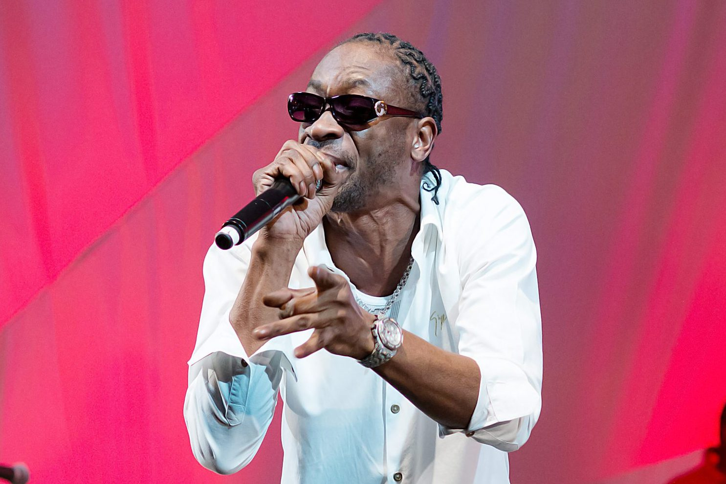 ‘The Shoreline Belongs to the People’: Bounty Killer Hails Win for Public Access to Little Dunn’s River